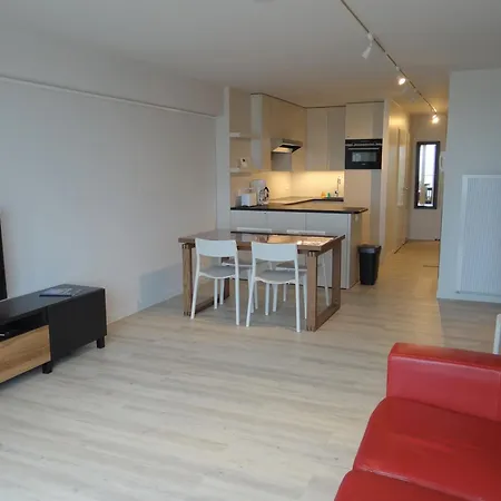In By Sandy Beaches, Cleaning Included Apartment *